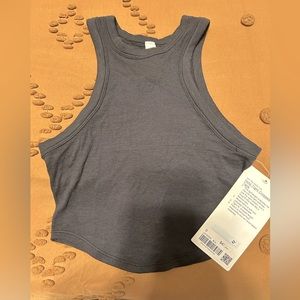 NWT lululemon top